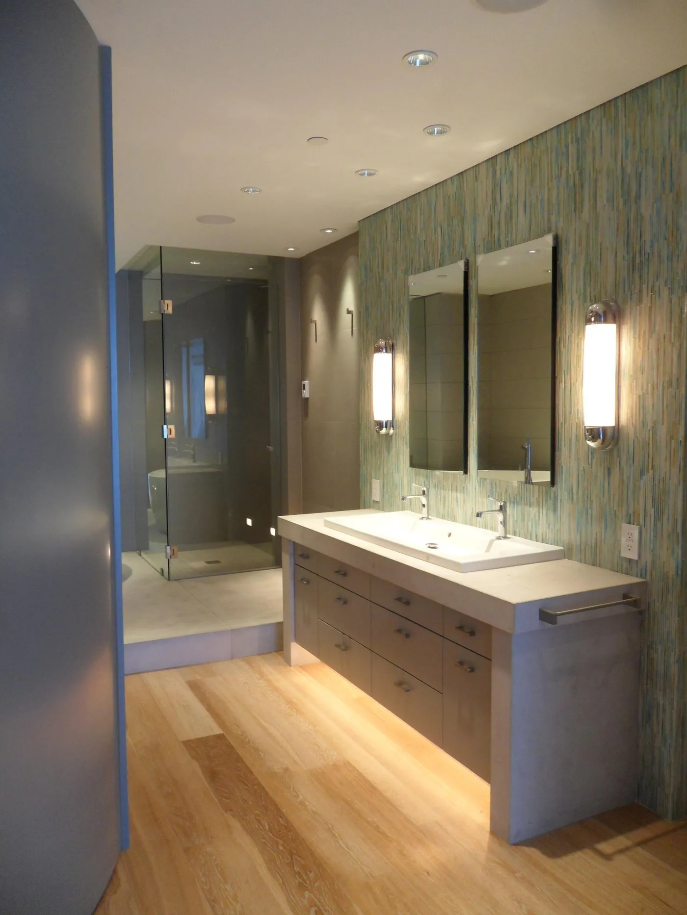 Continuum South Tower Residence 5