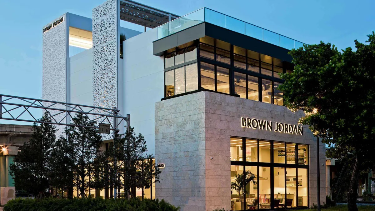 Brown Jordan BJ 1036 B