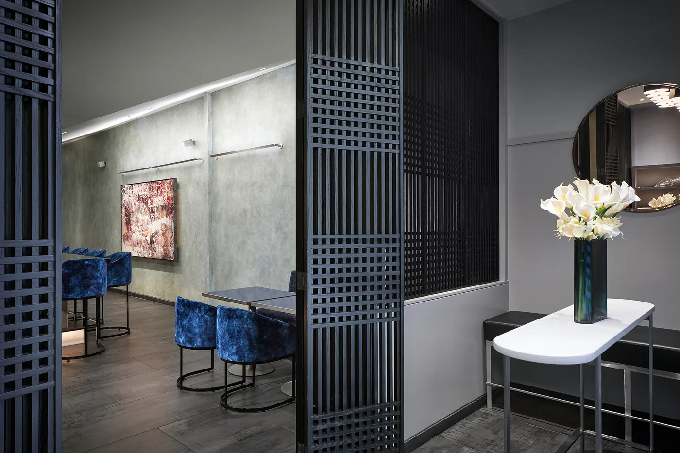 LOW Moris Moreno Haiku 052021 4657