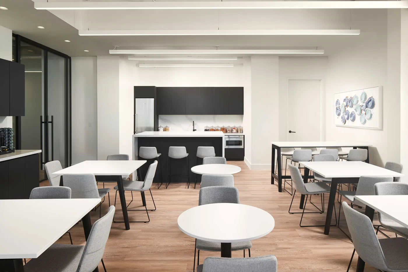 Moris Moreno Origin 012523 6014