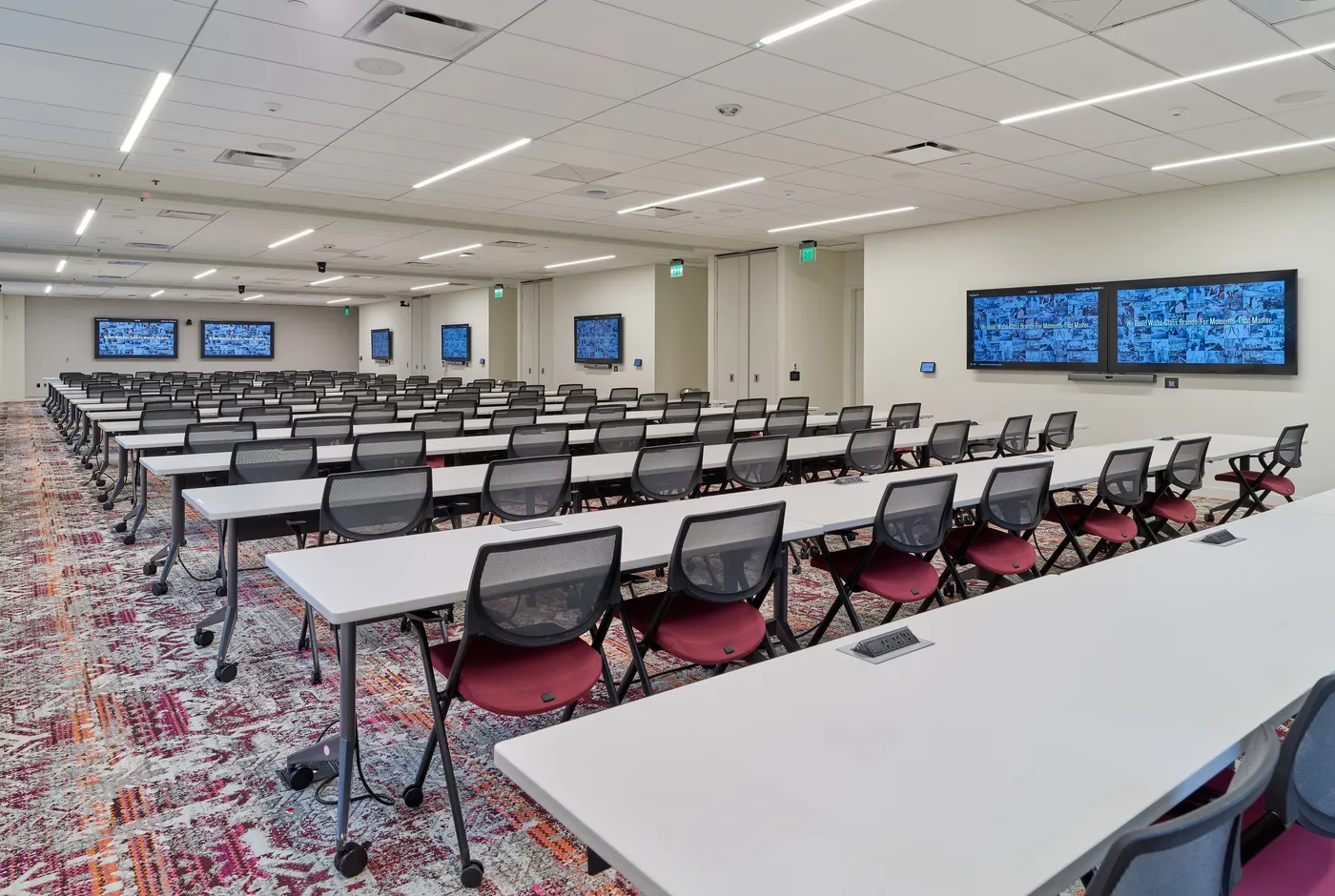 SGWS Offices28322 Grossmanphoto com