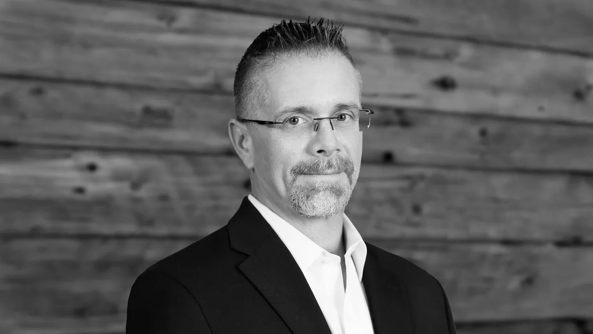 Jim Lent Wood BW WEBSITE