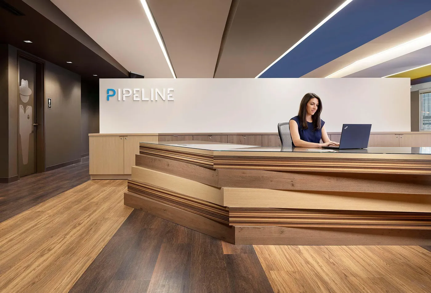 Pipeline Tampa Reception Desk